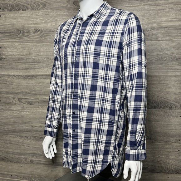 Zara Man Other - Zara Man Basic Slim Fit Button Down Shirt Long Sleeve  Mens size Medium